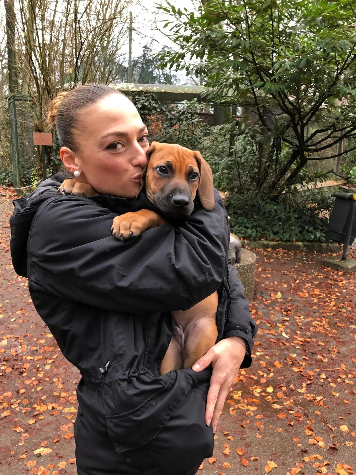 Selin mit dem jungen Morpheus im Arm
