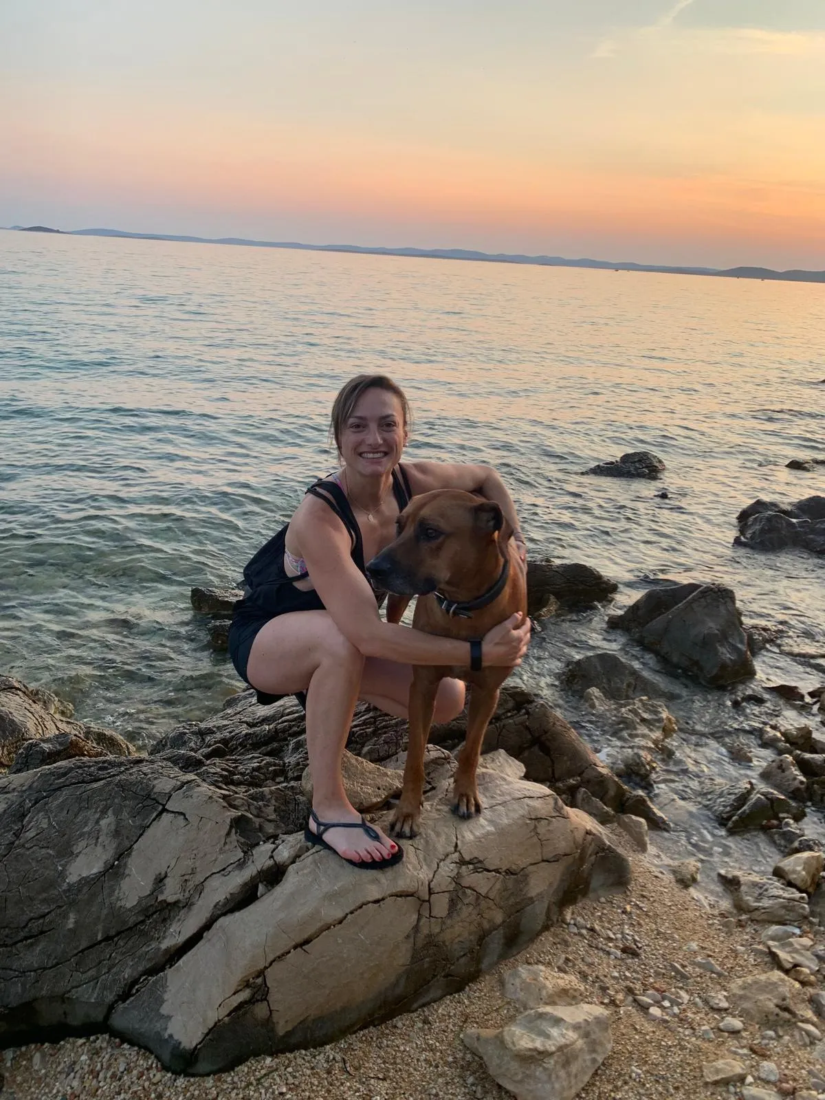 Selin mit Morpheus am Meer